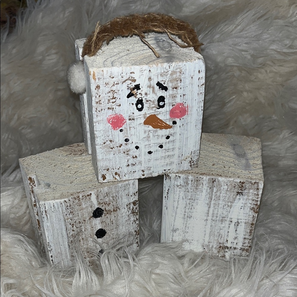 Rustic Snowman Block Decor - Picture 15 of 17